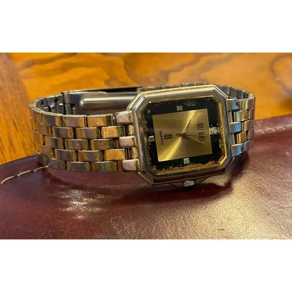 Women's VTG 25mm Bill Blass Watch, Gold Tone with Bracelet Band